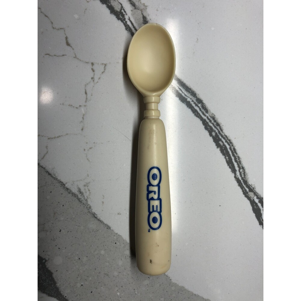Vintage Plastic Oreo Ice Cream Scoop Dipper